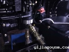 汽车液压油滤油机现场照片